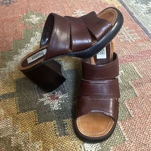 Vintage leather block heeled sandals